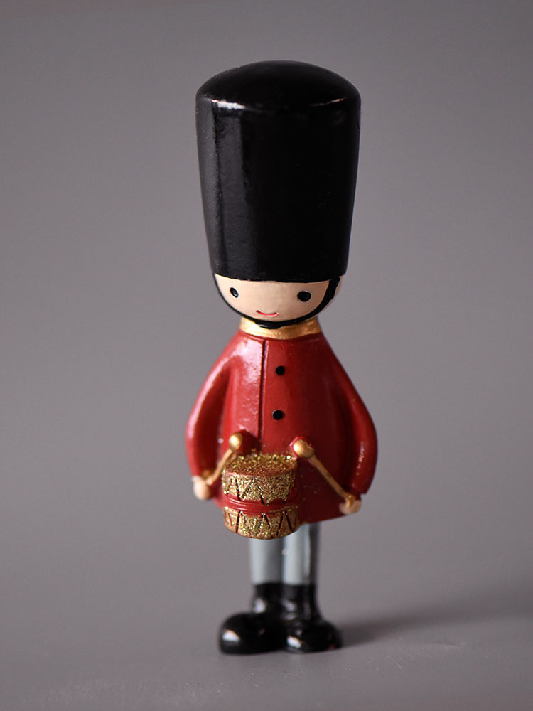 Nutcracker Figurine - Nussknacker-Puppenfigur, Deko-Ornament aus Kunstharz für Zuhause,