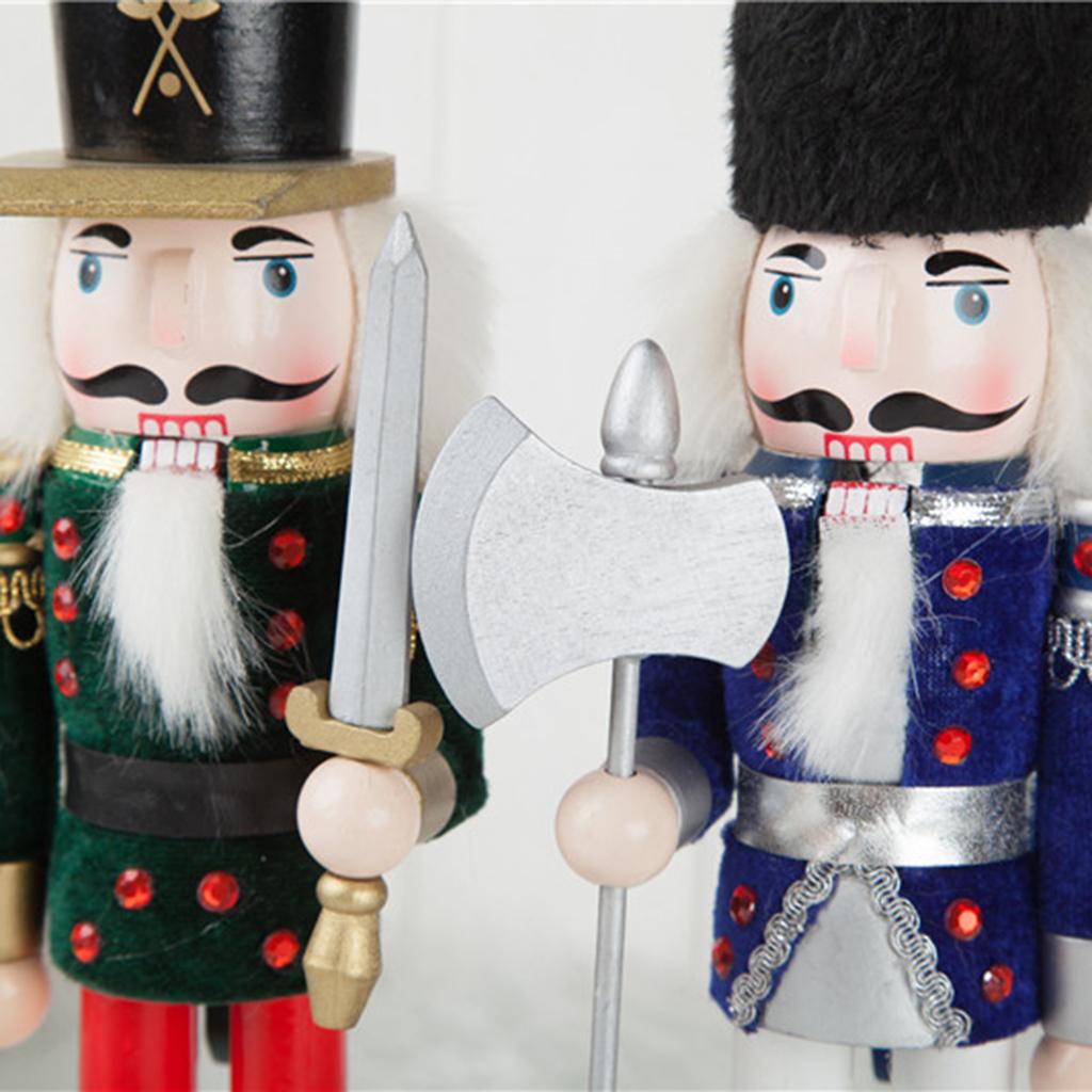 Handbemalte hölzerne Nussknack – Nutcracker Figurine Bewertung und Preis